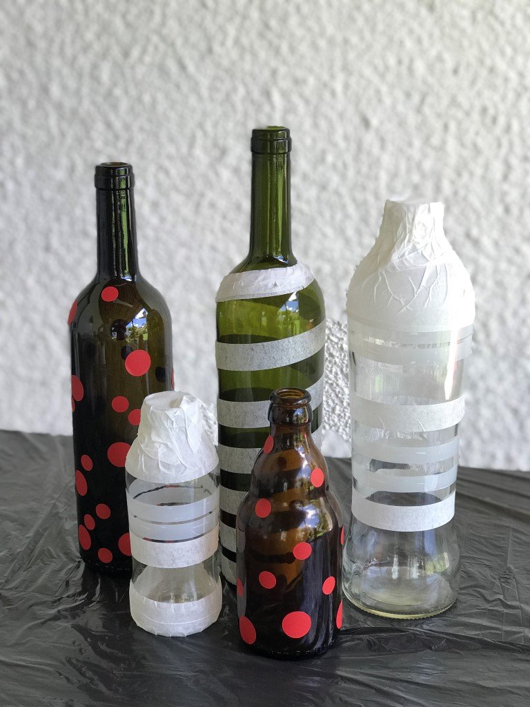 Como pintar garrafa de vidro utilizando spray - preparação
