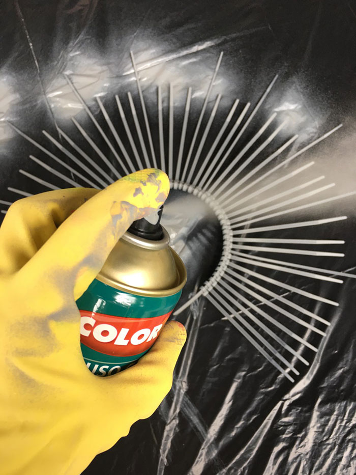 Fantasia de Carnaval - iniciando com o spray
