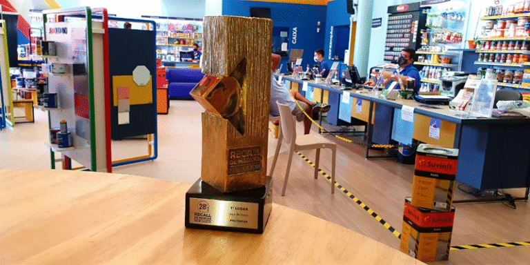 Pelo 17º ano consecutivo, a Politintas ficou em primeiro lugar no segmento Loja de Tintas do Recall de Marcas da Rede Gazeta.