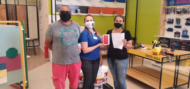 aposentado-da-serra-ganha-iphone11